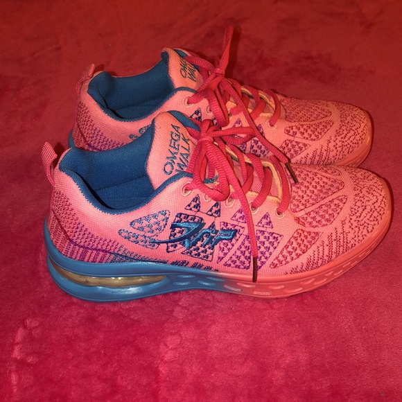 Omega Walk Sneakers - Picture 2 of 6